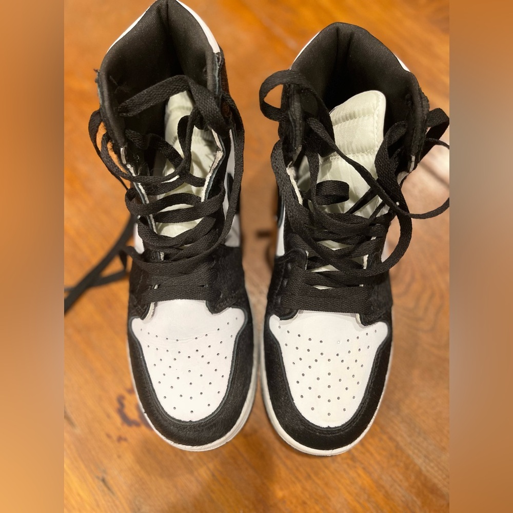 Air Jordan 1 Retro High OG Twist Black And White Size 6.5Y CD0461-007